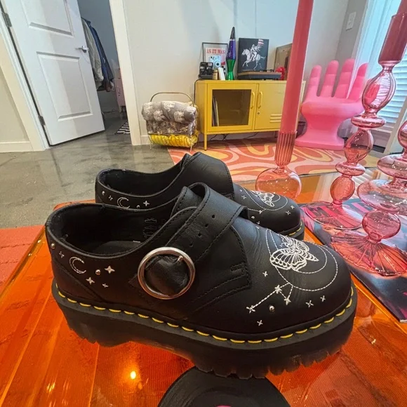 Dr. Martens Black Mules with White Star Design - Picture 2 of 6